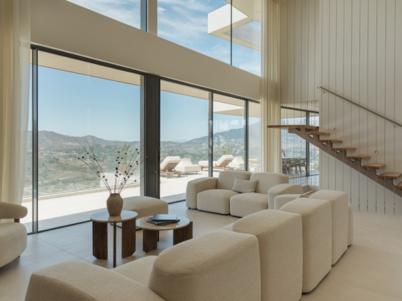 A Design-Led Villa with Panoramic Views in La Cala Golf