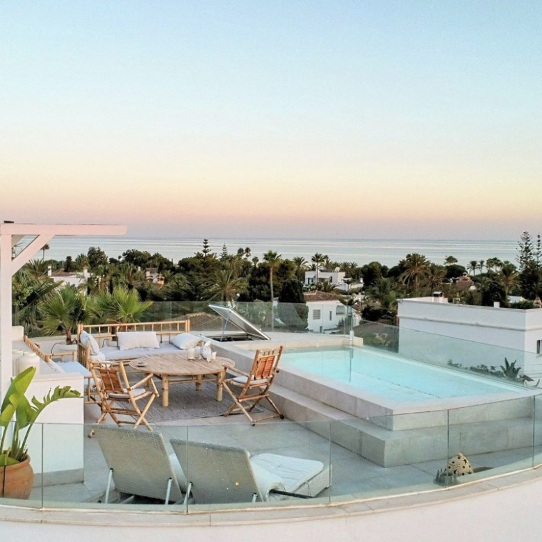 AMAZING VILLA IN MARBELLA