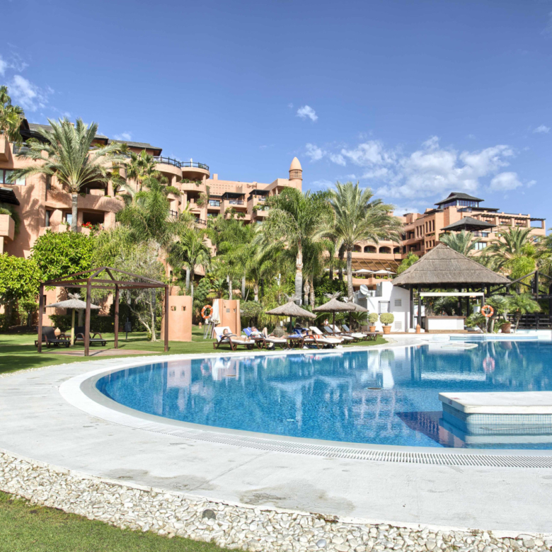 Apartment for sale in The Private Wing of hotel Melia (Kempinski) New Golden Mile