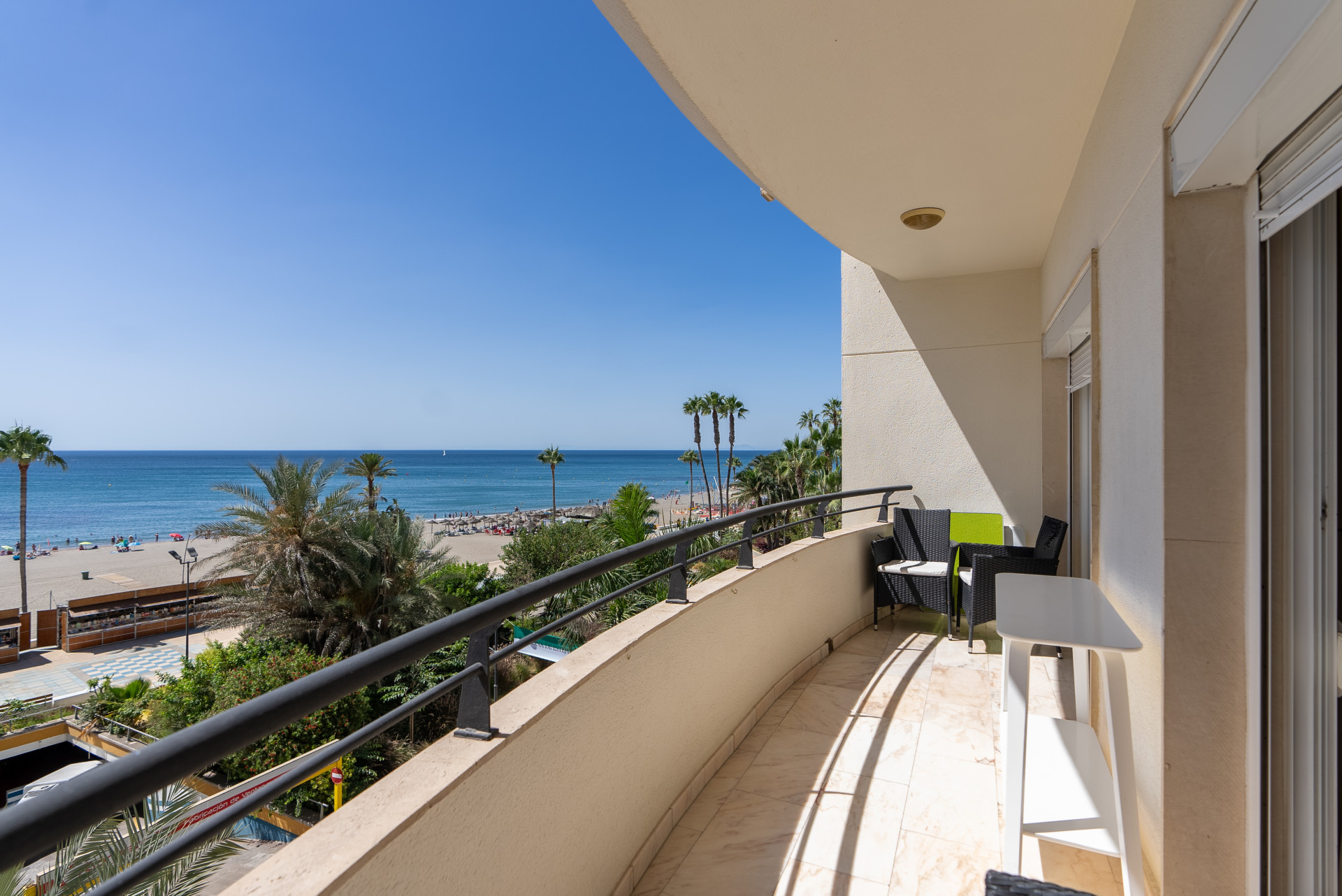 Apartment with sea views on Avenida Espana Estepona