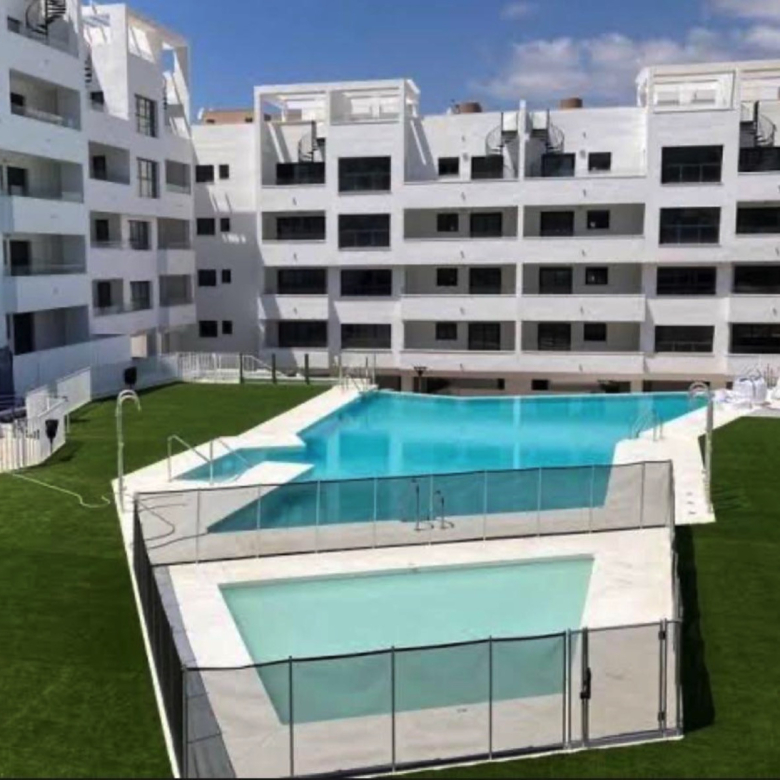 Attractive 4-Bedroom Duplex Penthouse in Estepona City