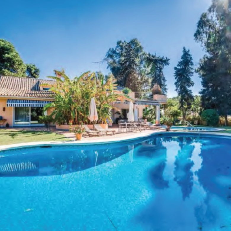 Beachside villa for sale at New Golden Mile, Estepona, Costa del Sol