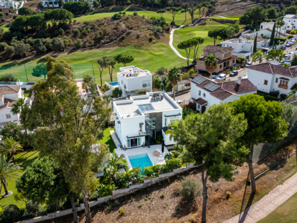 Beautiful contemporary villa on golf course - La Cala Golf