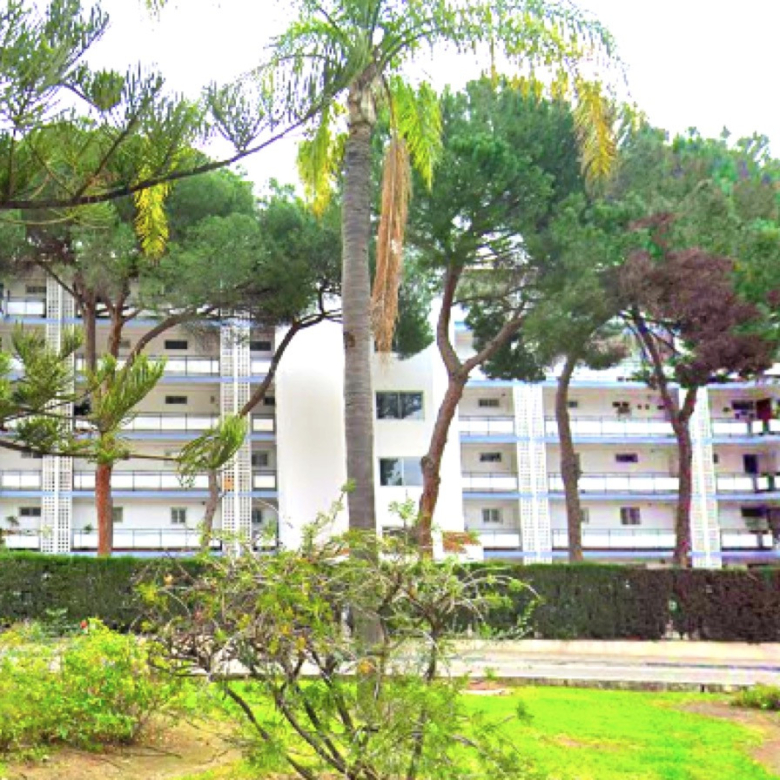 Bright, Renovated and Furnished Ground-Floor Flat in Marbella Centre