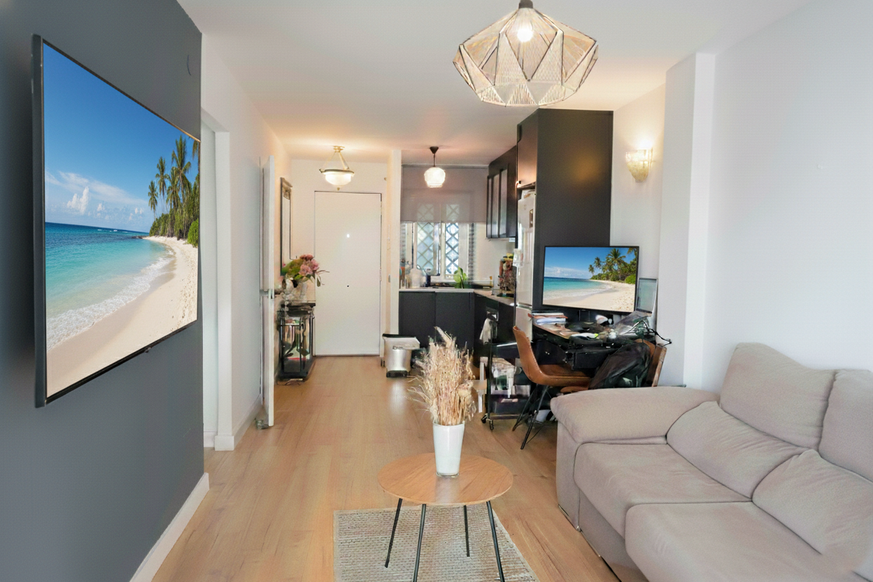 Bright south celi nedavno zrekonstruovany dvoupokojovy apartman se nachazi v plazove komunite Artola Baja Marbella