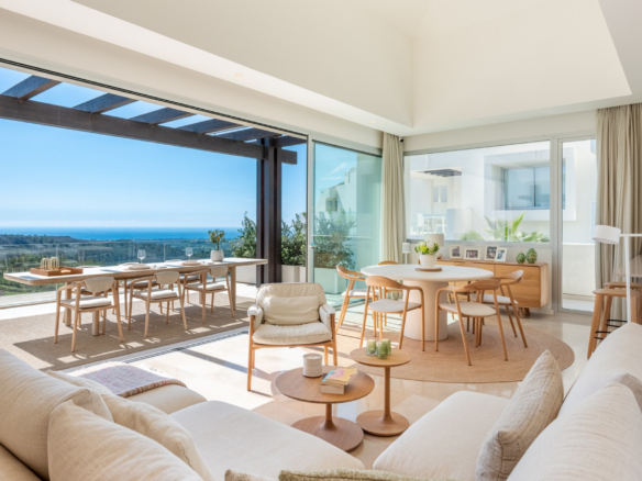 Charmantes Penthouse in Marbella Club Hills, Benahavis