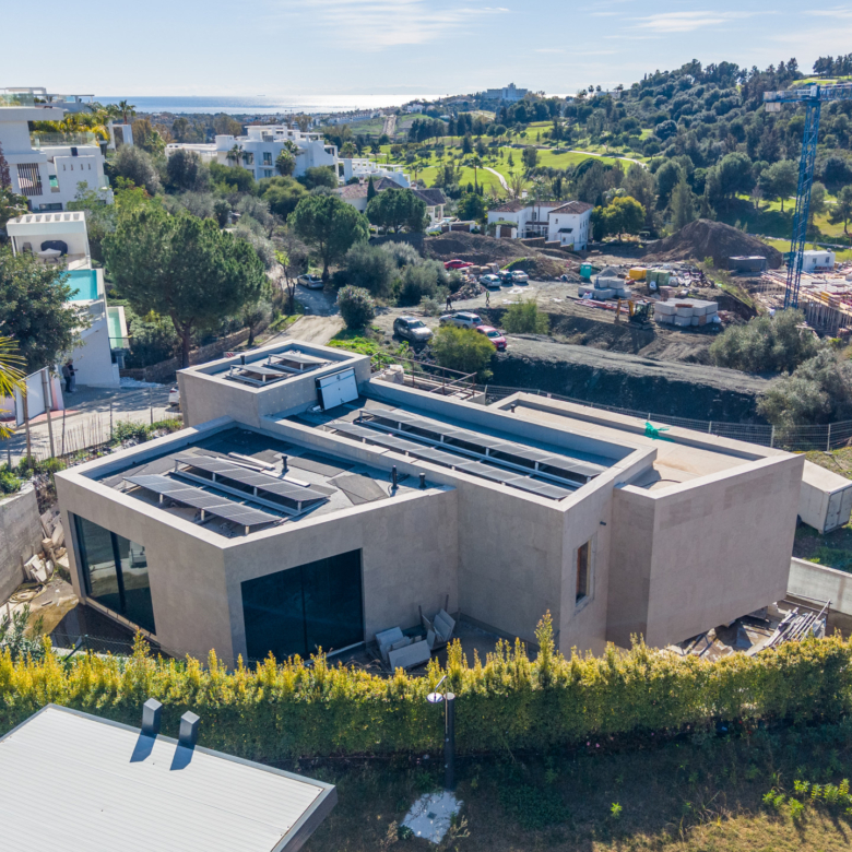 EXCLUSIVE LUXURY CONTEMPORARY VILLA WITH LICENSE – 65% COMPLETED