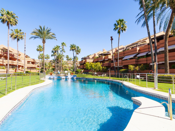 Erdgeschosswohnung zur Miete in El Embrujo Playa, Marbella