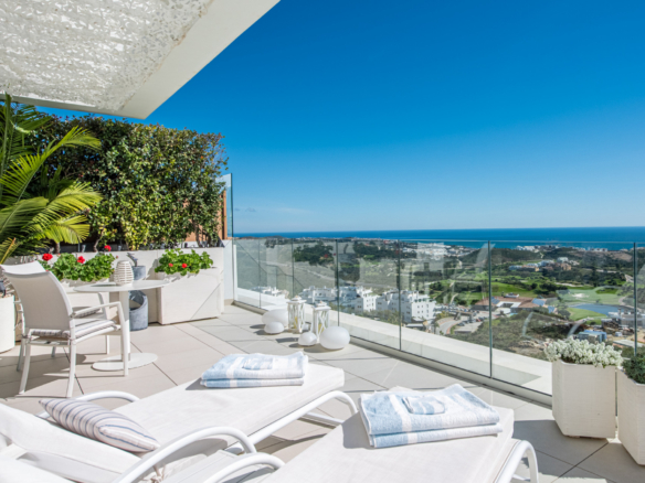 Erstaunliches Duplex Penthouse mit 360 Aussicht.