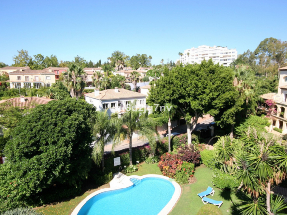 Exceptional Art Deco Duplex Penthouse in Front-Line Golf Location – Guadalmina Alta, Marbella