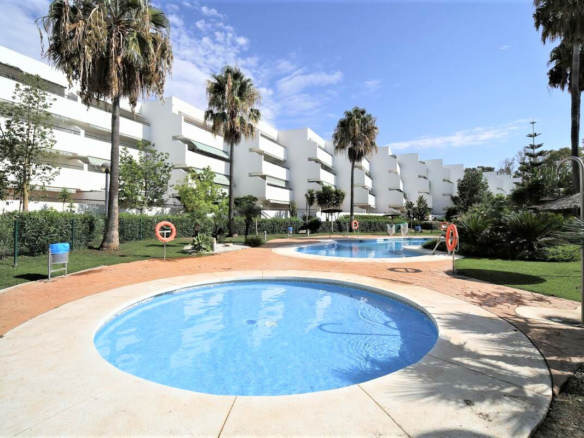 Exclusive Duplex Penthouse in Las Adelfas, Guadalmina Baja