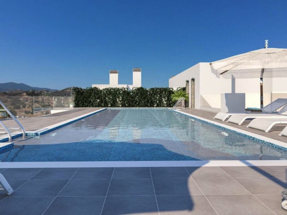 Exclusive new-build duplex penthouse with a private solarium and breathtaking panoramic views