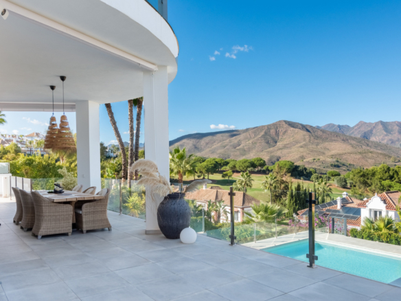Exklusive Golfvilla mit Panoramablick in La Cala Golf