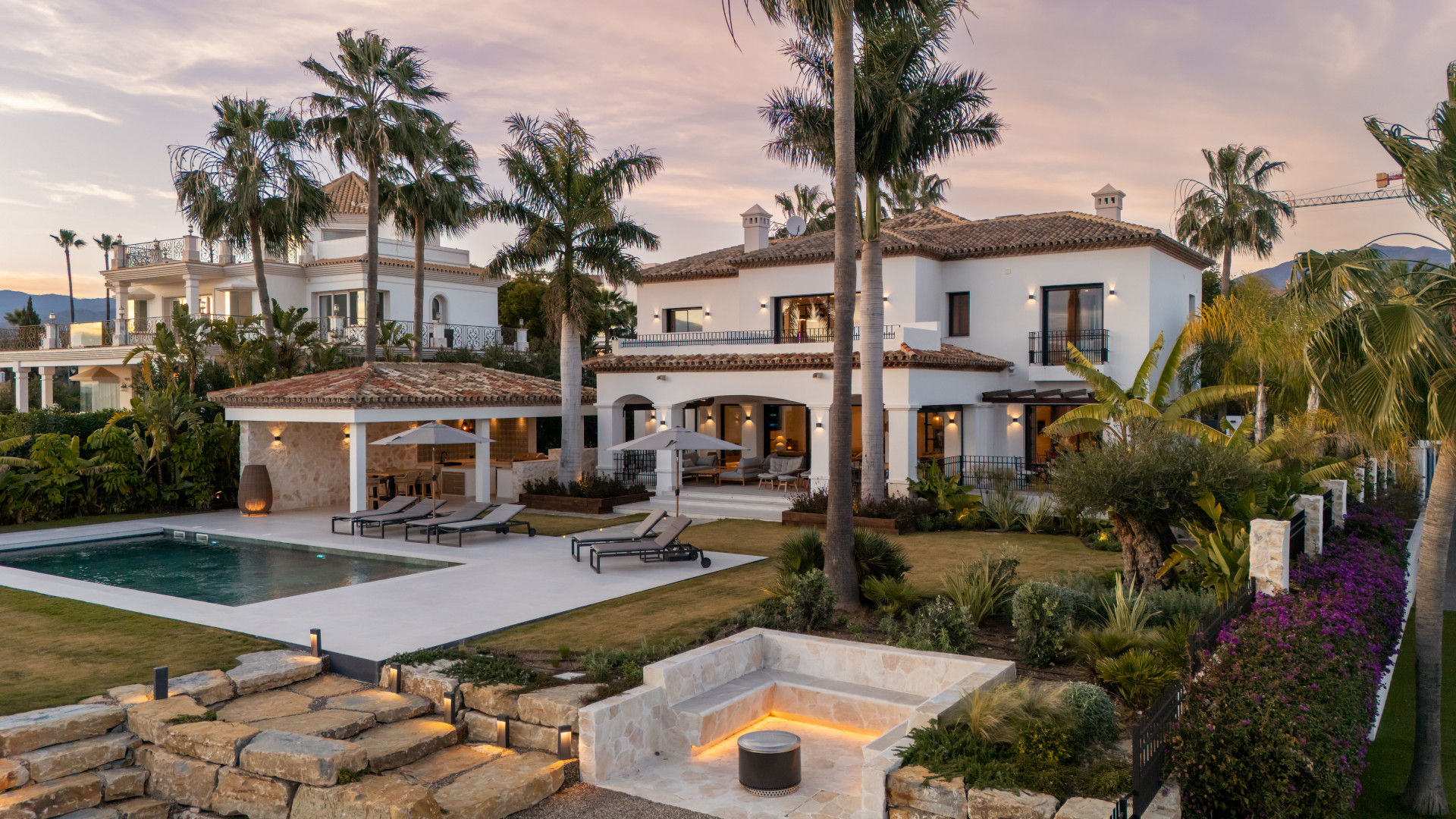 Exquisite Modern Andalusian Masterpiece with Panoramic Sea Views – Los Flamingos Benahavis