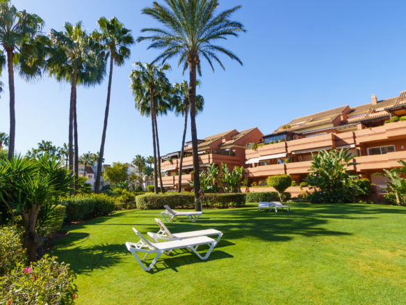 Luxuriöses Erdgeschossapartment in El Embrujo Playa, Marbella – Puerto Banús