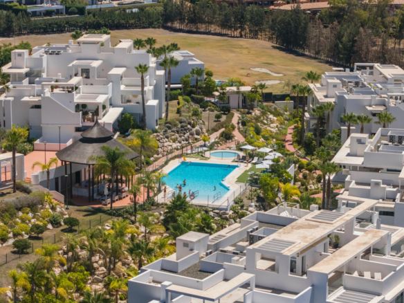 Luxury 2-Bedroom Penthouse with Panoramic Sea & Golf Views – Atalaya Hills