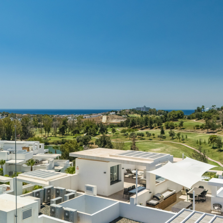 Luxury 2-Bedroom Penthouse with Panoramic Sea & Golf Views – Atalaya Hills