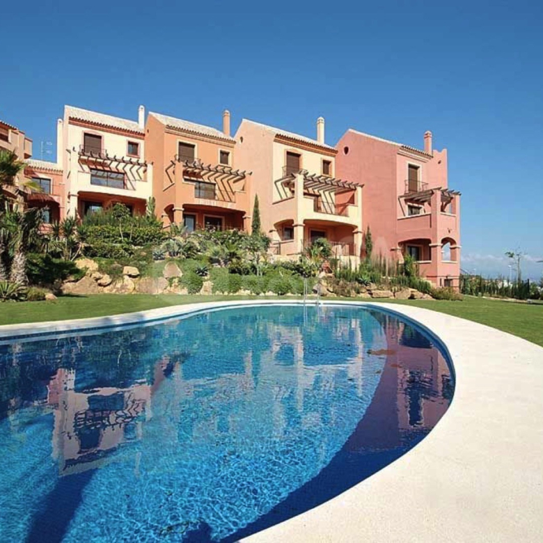 Luxury Duplex with Tourist Licence & Panoramic Sea Views
