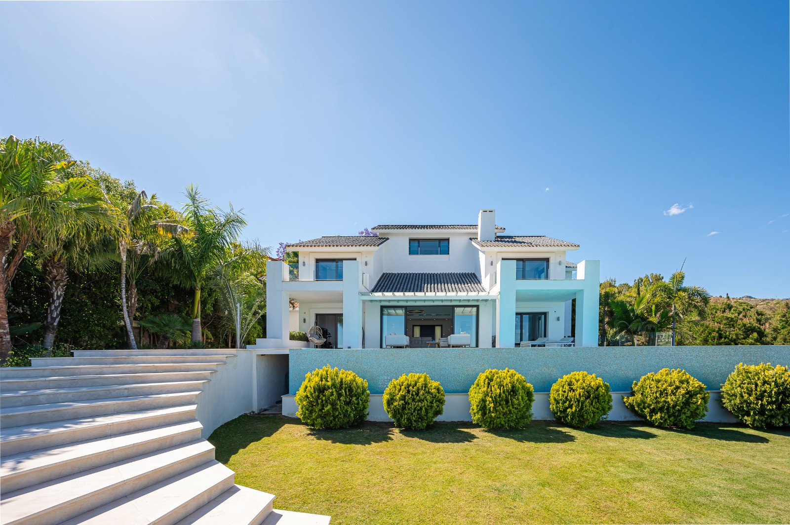 Luxusvilla in erster Golflinie in Los Flamingos mit Panoramablick auf das Meer 10
