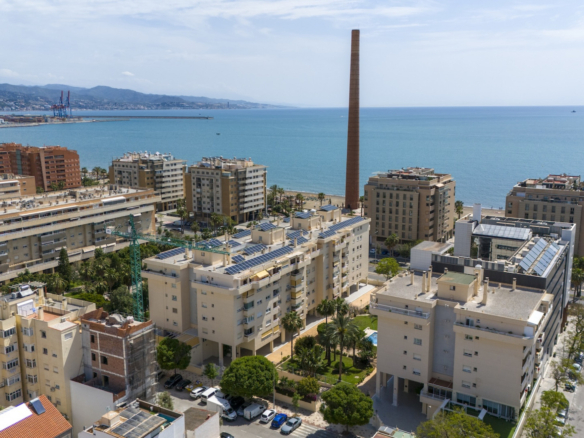 Milabeka, an exclusive boutique development of 10 contemporary residences just 200 metres from the beach in Málaga.