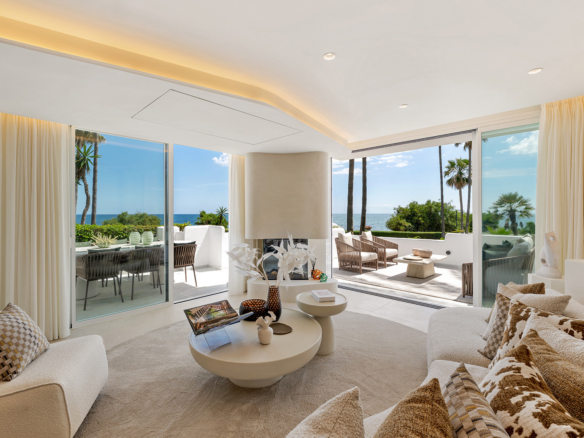 Modernes Erdgeschoss-Apartment an der Neuen Goldenen Meile, Estepona