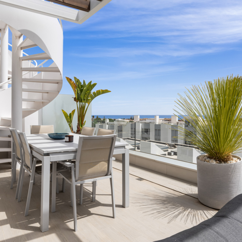 Penthouse with Panoramic Views in Le Mirage Phase III, Cancelada