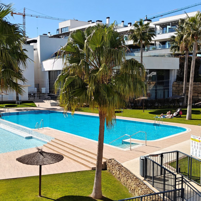 Rare 4-Bedroom Apartment with Stunning Sea Views & 43 m² Terrace