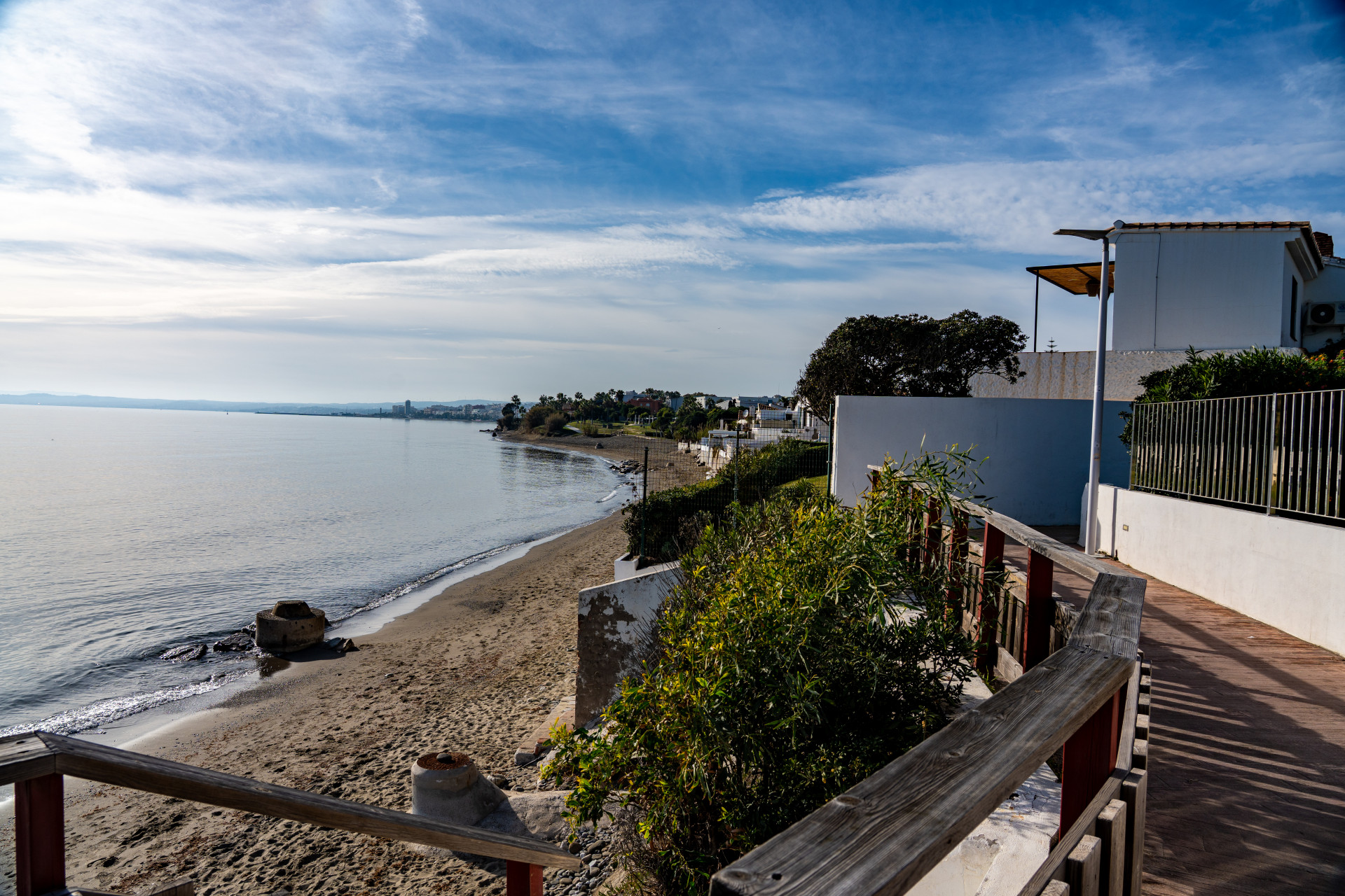 Renovated townhouse with direct private access to the beach New Golden Mile