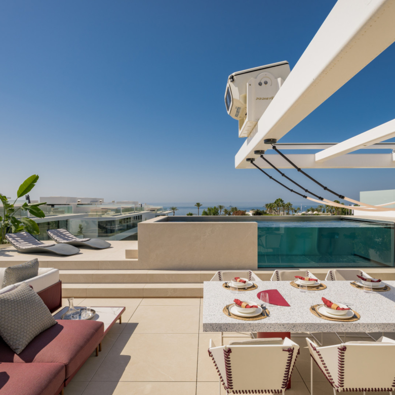 Semi Detached Villa 供销售于 Marbella Golden Mile, Marbella