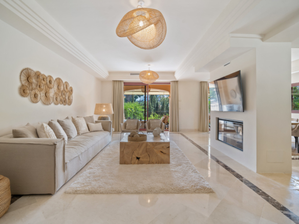 Semi detached villa i det kendte Vasari resort
