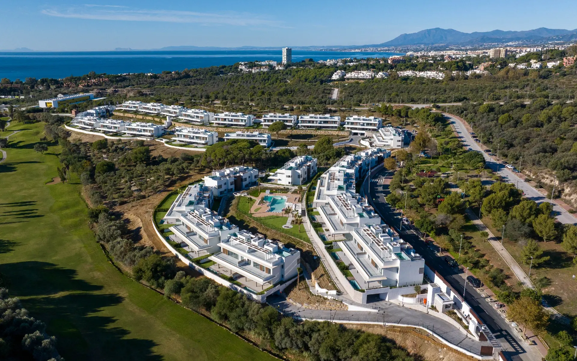 Sophistication and comfort at the golf front 1