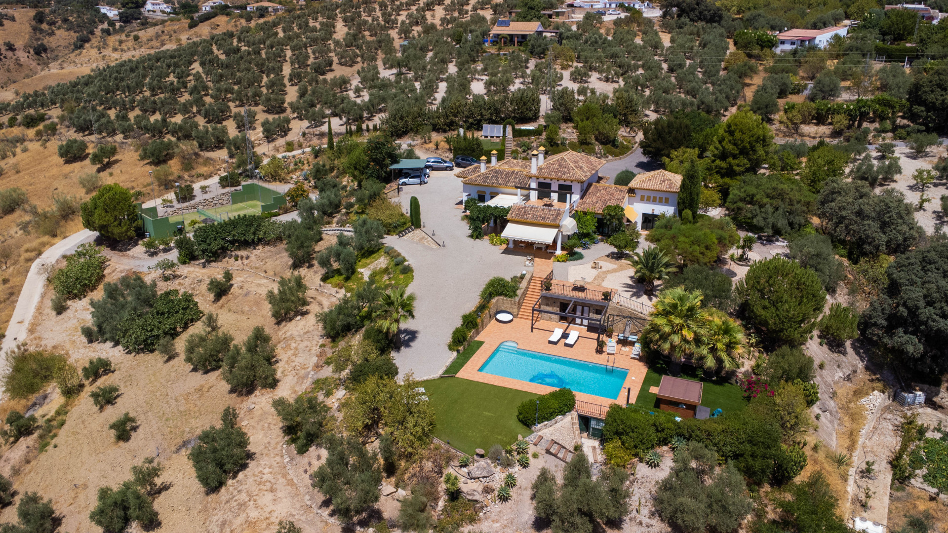 Spektakulaer villa en Villanueva de la concepcion med en fantastisk udsigt og pool