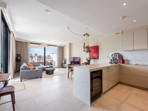 Stilvolles & Helles Duplex-Penthouse im Cortijo del Golf an der New Golden Mile