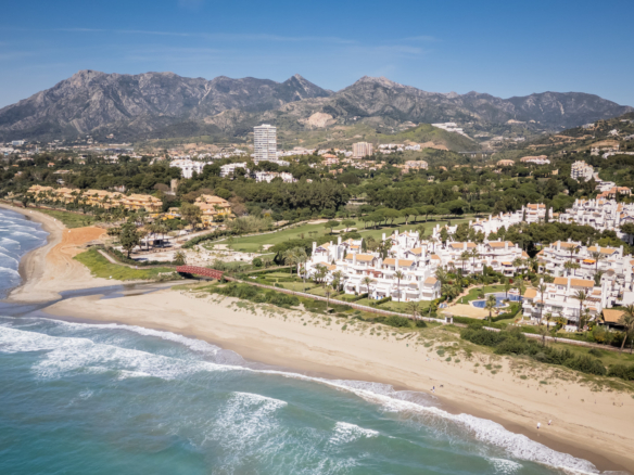 Strandnahe Wohnung in Los Monteros Palm Beach, Marbella Ost