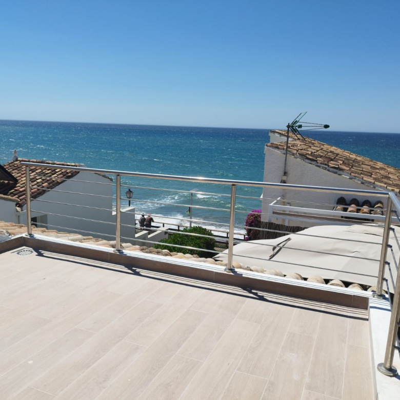 Unique Sea-View Townhouse Just 20 Meters from the Beach