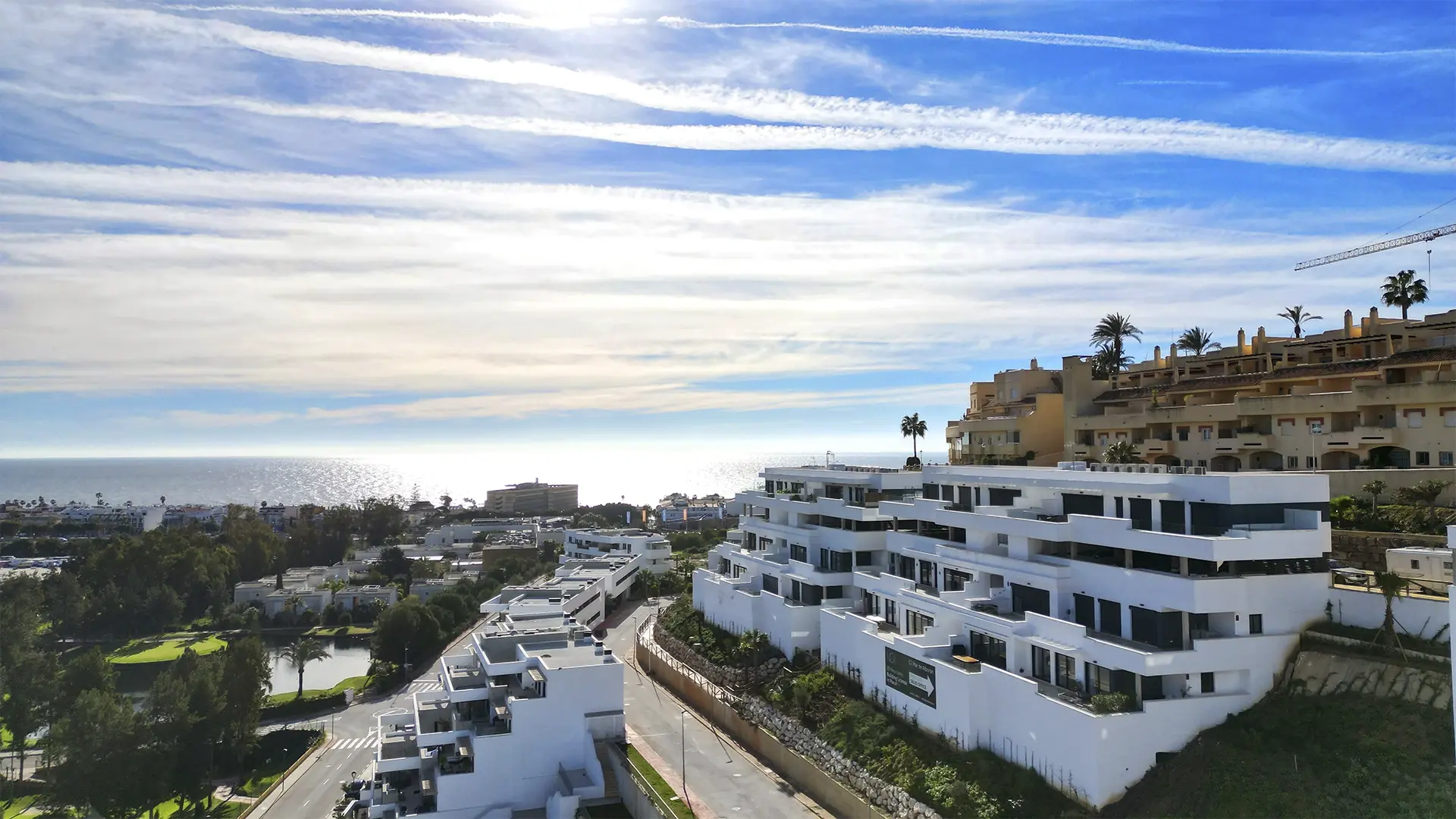 Unrivalled views in a vibrant setting 4