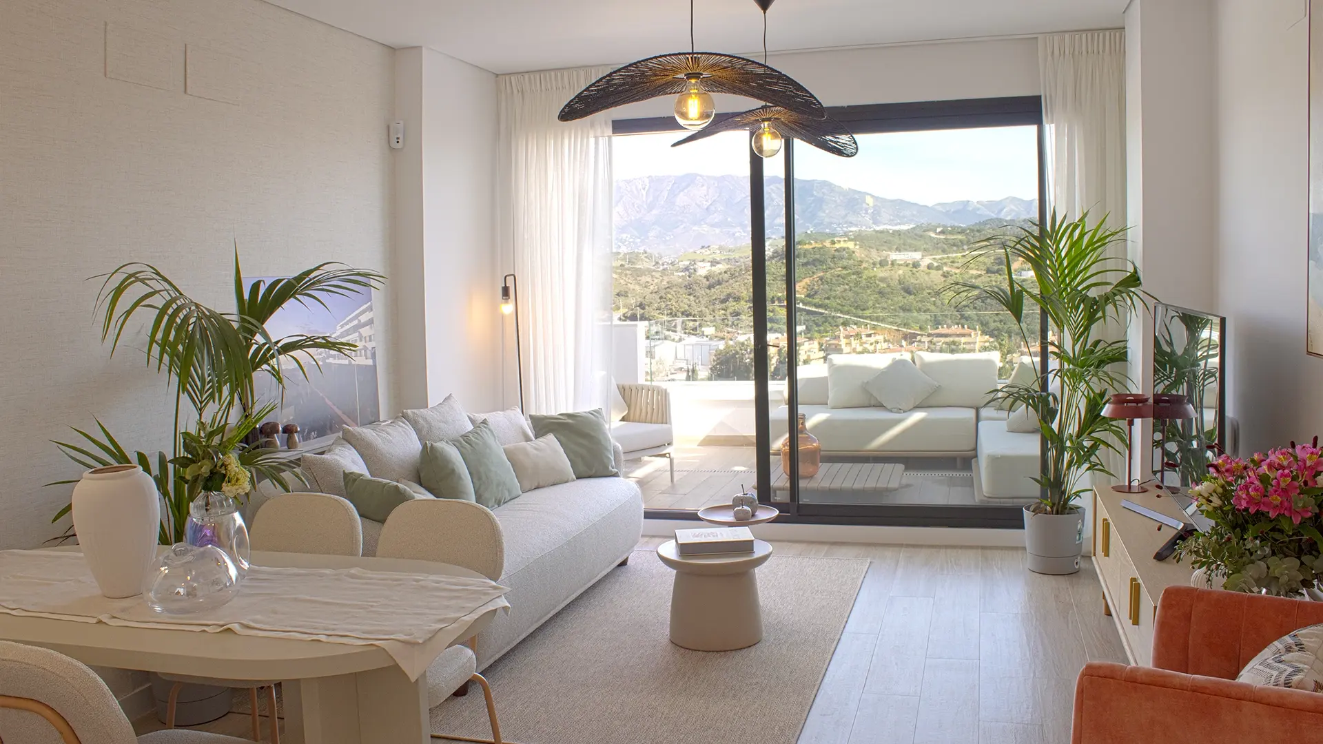 Unrivalled views in a vibrant setting