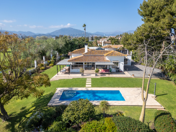 Villa Los Leones