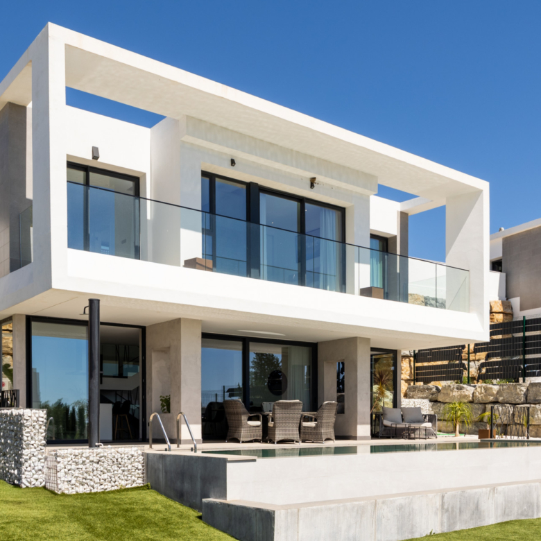 Villa offers a compelling combination of design, functionality, and value, just minutes from Estepona and the beach