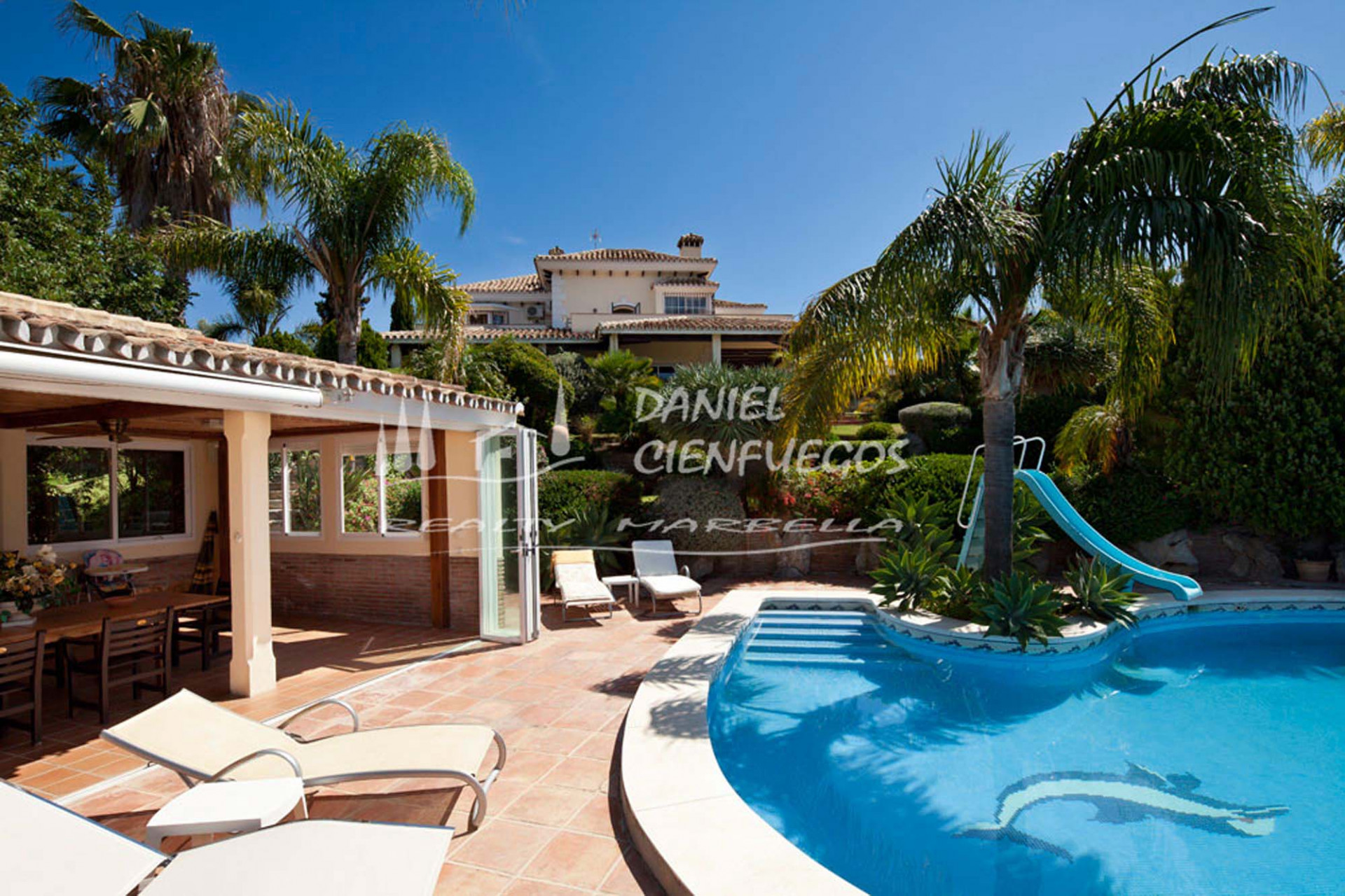 Villa Finca for sale panoramic view Altos los Monteros Marbella