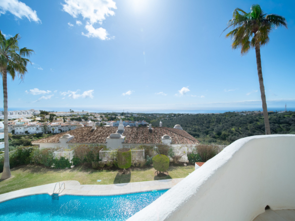 Zwei-Zimmer-Wohnung Panoramablick auf das Meer, Calahonda