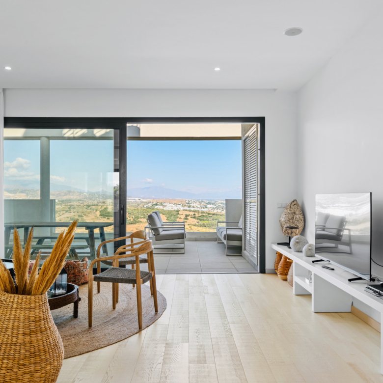 2-Bed Apartment with breathtaking views – Finca Cortesin, Costa del Sol