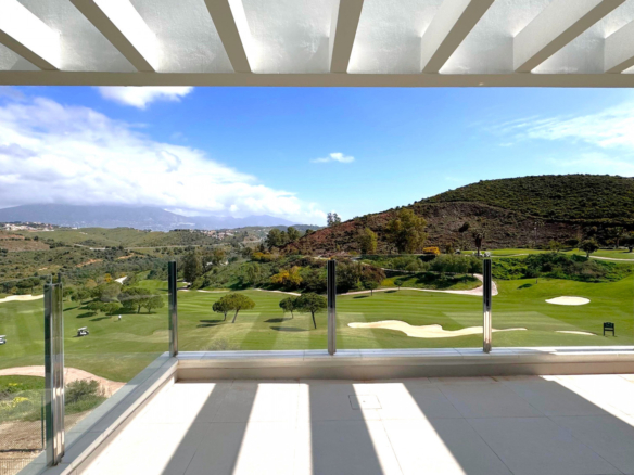 3-bedroom apartment with open golf views for €530,000 in La Cala de Mijas