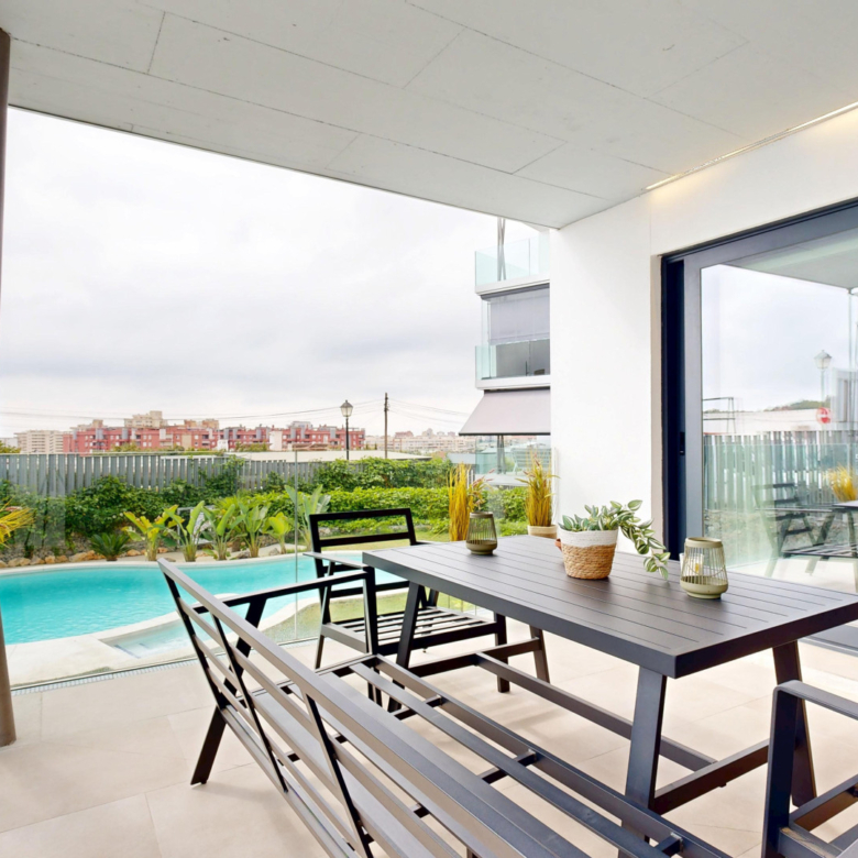 Ground floor with south-facing terrace, pool views and tourist licence – Garden Home, Los Pacos