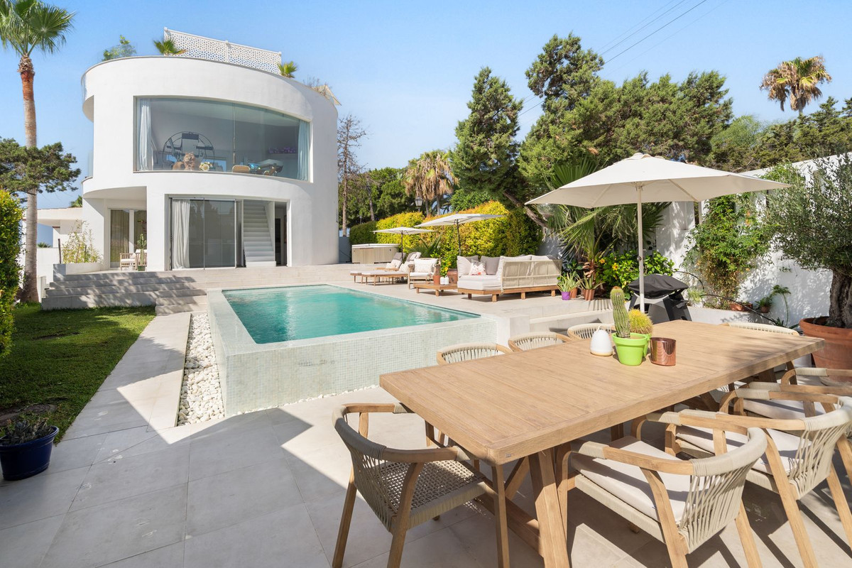 INCREÍBLE VILLA EN MARBELLA