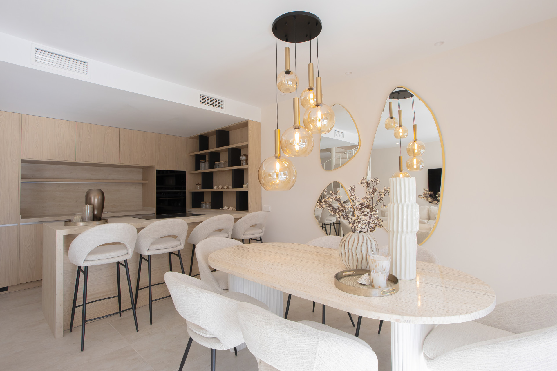 Aloha Garden — Fully Renovated 4-Bedroom Duplex Penthouse