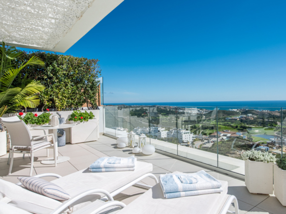 Apenas dos penthouses de este tipo en One Heights. Este es uno de ellos.