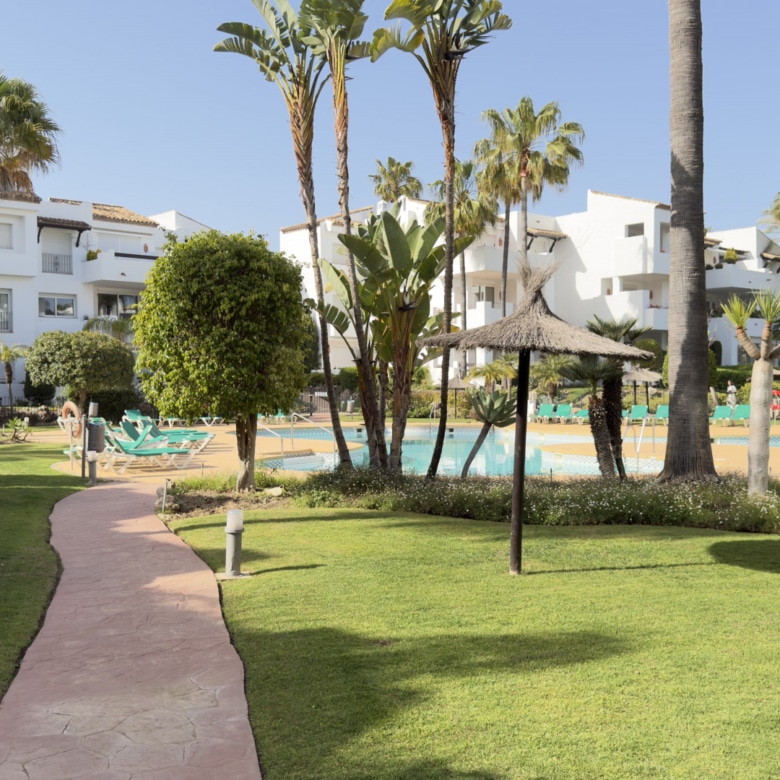 BEACHFRONT OPPORTUNITY. EXCLUSIVE COSTALITA AREA