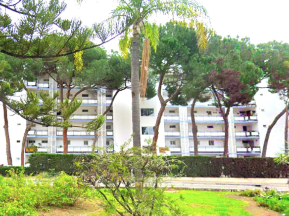 Bright, Renovated and Furnished Ground-Floor Flat in Marbella Centre