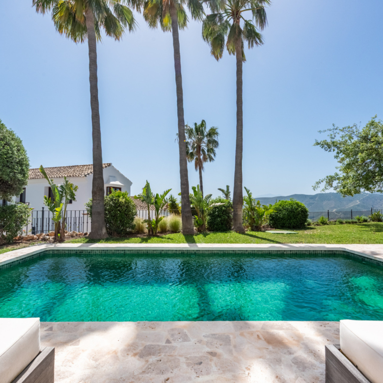 Charmante Villa mit Panoramablick im Sierra Blanca Country Club, Istán